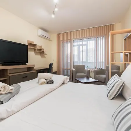 Red Square 1br Apartament Warna